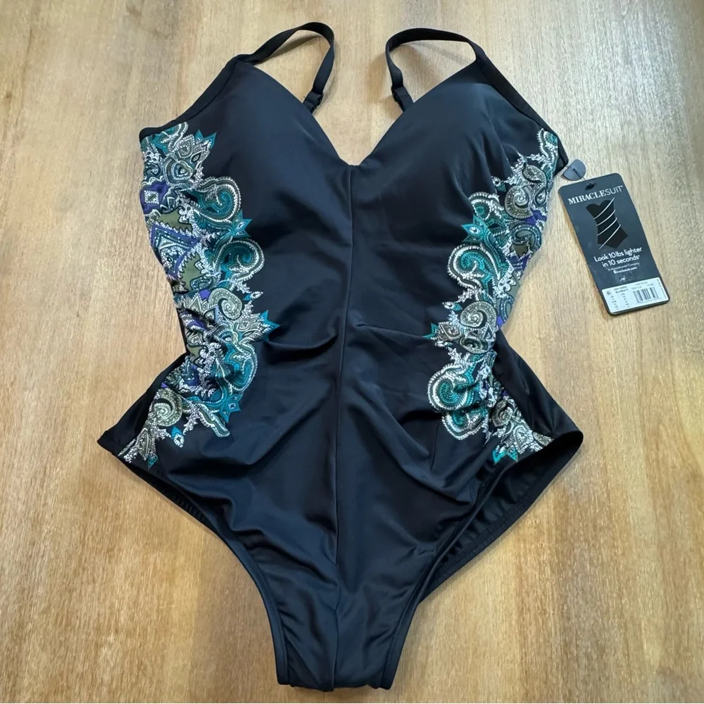 NWT Miraclesuit One‎ Piece Underwire Swimsuit 16 DD Cup in Black Multi